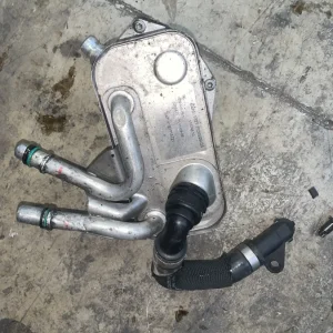 ΕΝΑΛΛΑΚΤΗΣ ΘΕΡΜΟΤΗΤΑΣ - ΨΥΓΕΙΟ ΛΑΔΙΟΥ BMW ΣΕΙΡΑ 1, 3 (ΚΩΔ. ΑΝΤΑΛ. 17217536929)