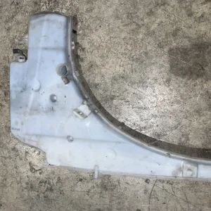 ΔΕΞΑΜΕΝΗ - ΔΟΧΕΙΟ ΥΓΡΟΥ ΥΑΛΟΚΑΘΑΡΙΣΤΗΡΑ BMW ΣΕΙΡΑ 1 E81 E87 (ΚΩΔ. ΑΝΤΑΛ. 61677068990)