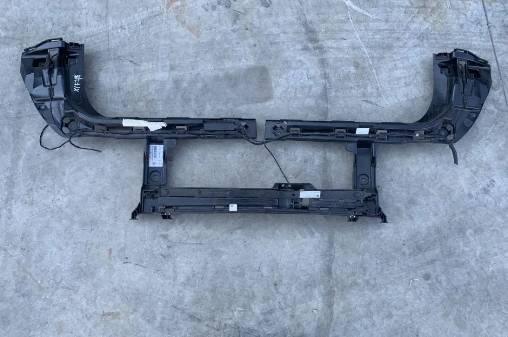 ΒΑΣΗ ΠΡΟΦΥΛΑΚΤΗΡΑ ΠΙΣΩ ΠΛΑΣΤΙΚΗ BMW X1 F48 F49 (ΚΩΔ. ΑΝΤΑΛ. 51127381119)