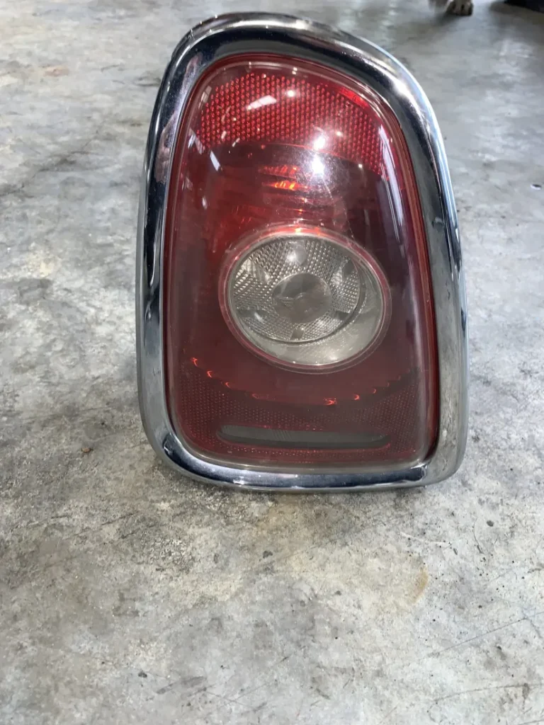 ΦΑΝΑΡΙ ΠΙΣΩ MINI COOPER S R56 R57 (ΚΩΔ. ΑΝΤΑΛ. 2751307-2753625)