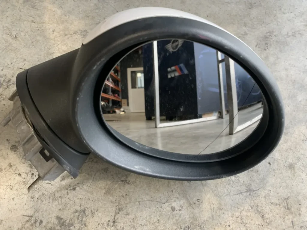 ΕΜΠΡΟΣ ΚΑΘΡΕΠΤΗΣ MINI COOPER S R56