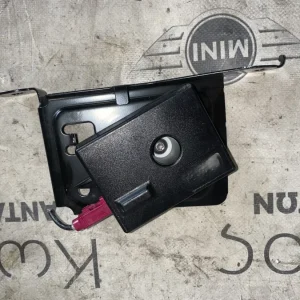 ΕΝΙΣΧΥΤΗΣ - ΚΕΡΑΙΑ BMW ΣΕΙΡΑ 1, 2, 3, 4 F20 F21 F22 F23 F30 F31 F32 F33 F36 GC M3 F80 X1 F48 F49 (ΚΩΔ. ΑΝΤΑΛ. 9325735)