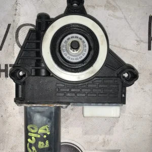 ΜΟΤΕΡ ΠΑΡΑΘΥΡΟΥ BMW ΣΕΙΡΑ 1 F40 (1060024)