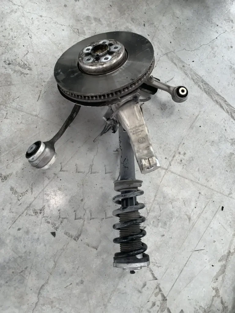 ΦΟΡΕΑΣ ΜΟΥΑΓΙΕ - ΓΟΝΑΤΟ ΑΝΑΡΤΗΣΗΣ ΕΜΠΡΟΣ ΔΕΞΙΑ VDC BMW X5 G05 X5M F95 X6 G06 X6M F96 X7 G07 XM G09 (ΚΩΔ. ΑΝΤΑΛ. 31216876656 - 37106896440)