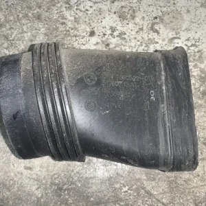 ΕΥΚΑΜΠΤΟΣ ΣΩΛΗΝΑΣ ΑΝΑΡΡΟΦΗΣΗΣ BMW ΣΕΙΡΑ 5, 7 F10 F11 F07 GT F01 F02 (ΚΩΔ. ΑΝΤΑΛ. 13717590592)