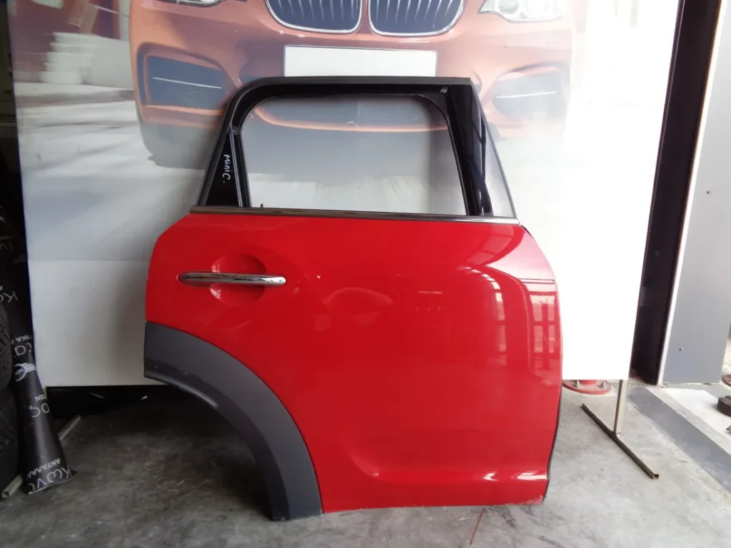 ΠΟΡΤΑ ΠΙΣΩ ΔΕΞΙΑ (REAR DOOR RIGHT) ΚΟΜΠΛΕ MINI F60 COUNTRYMAN