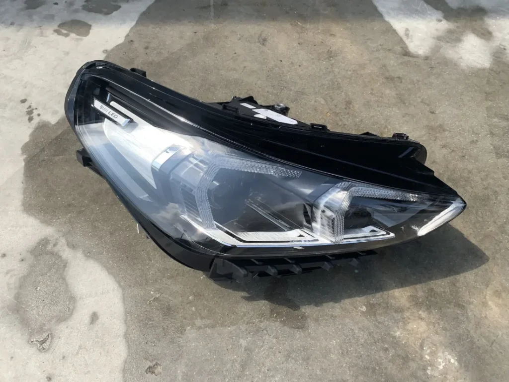 ΦΑΝΑΡΙ ΕΜΠΡΟΣ ΔΕΞΙ LED BMW X1 U11 (ΚΩΔ. ΑΝΤΑΛ. 5A9A232)