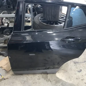 ΠΟΡΤΑ ΠΙΣΩ ΑΡΙΣΤΕΡΗ ΜΑΥΡΗ BMW X2 F39