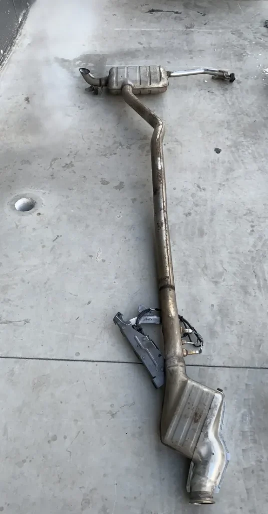 ΕΞΑΤΜΙΣΗ ΚΟΜΠΛΕ BMW X1 U11 X2 U10 (ΚΩΔ. ΑΝΤΑΛ. 18309888906)