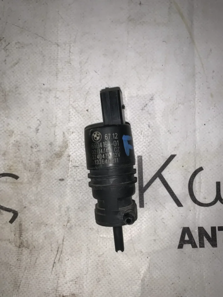 ΑΝΤΛΙΑ ΠΛΥΣΤΙΚΗΣ ΥΑΛΟΚΑΘΑΡΙΣΤΗΡΩΝ BMW ΣΕΙΡΑ 5, 6, 7, Χ3, Χ4, Χ5, Χ6, Ζ4 (ΚΩΔ. ΑΝΤΑΛ. 67126934160)