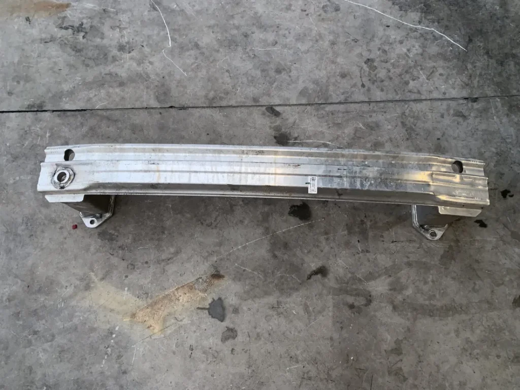 ΦΟΡΕΑΣ ΠΡΟΦΥΛΑΚΤΗΡΑ ΠΙΣΩ - ΤΡΑΒΕΡΣΑ BMW X2 U10 MINI U25 (ΚΩΔ. ΑΝΤΑΛ. 5A0C180)