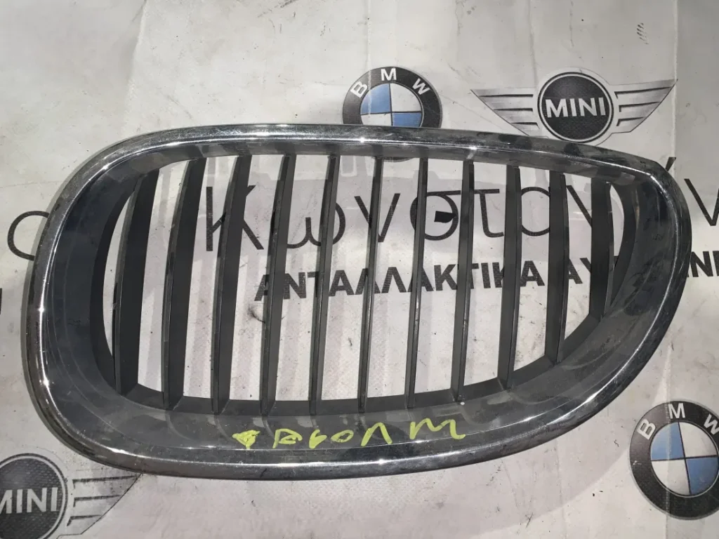 ΚΑΡΔΙΑ ΜΑΣΚΑΣ ΕΜΠΡΟΣ ΑΡΙΣΤΕΡΑ BMW ΣΕΙΡΑ 5 E60 E61 (ΚΩΔ. ΑΝΤΑΛ. 51137065701)