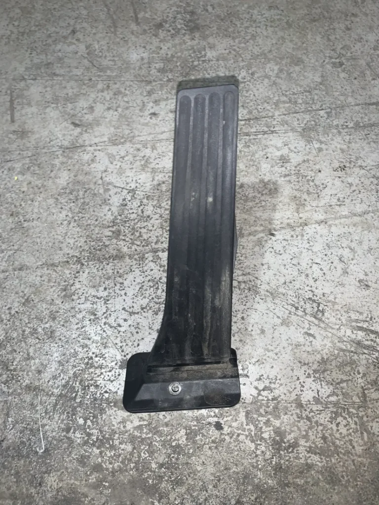 ΠΕΝΤΑΛ ΓΚΑΖΙΟΥ BMW ΣΕΙΡΑ 5 F10 F11 X3 F25 X4 F26 (ΚΩΔ. ΑΝΤΑΛ. 35426852644)