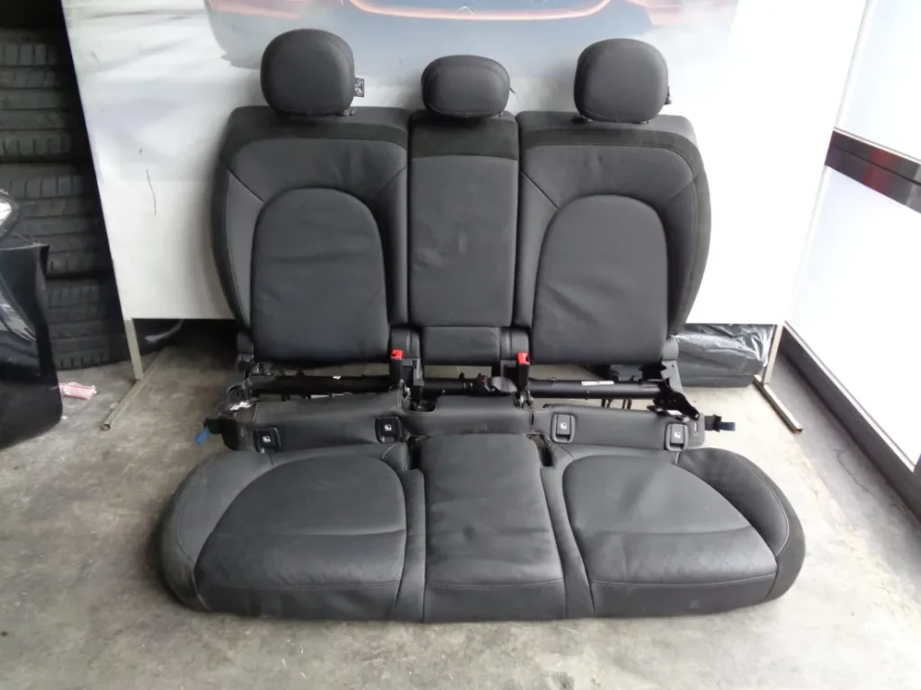 ΣΑΛΟΝΙ ΚΑΙ ΤΑΠΕΤΣΑΡΙΕΣ MINI F60 COUNTRYMAN