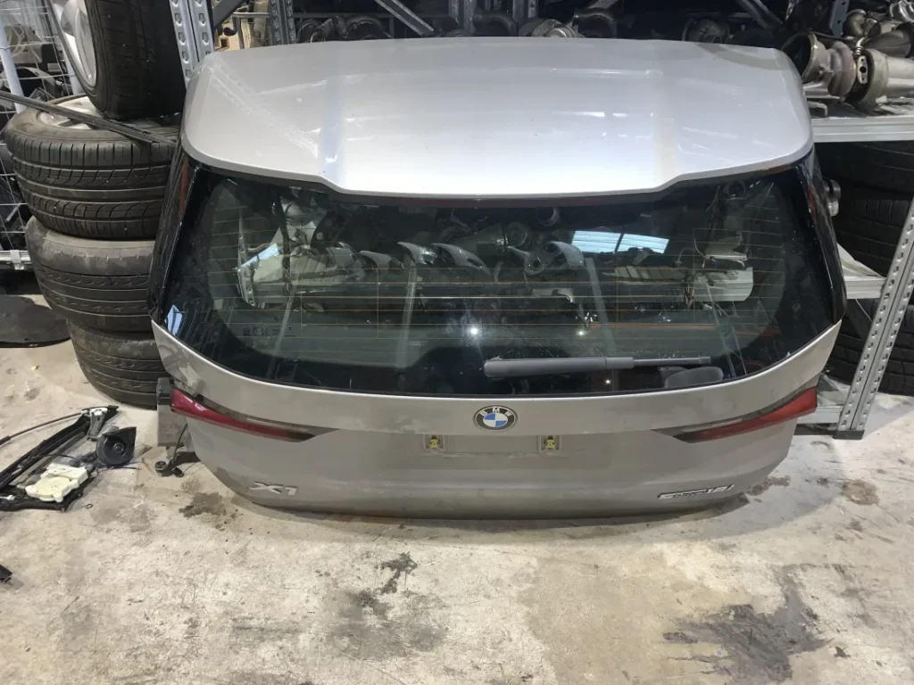 ΤΖΑΜΟΠΟΡΤΑ ΠΙΣΩ BMW X1 U11