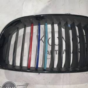 ΚΑΡΔΙΑ ΜΑΣΚΑΣ ΕΜΠΡΟΣ ΑΡΙΣΤΕΡΑ BMW ΣΕΙΡΑ 1 Ε82 Ε88 (ΚΩΔ. ΑΝΤΑΛ. 51137166439)