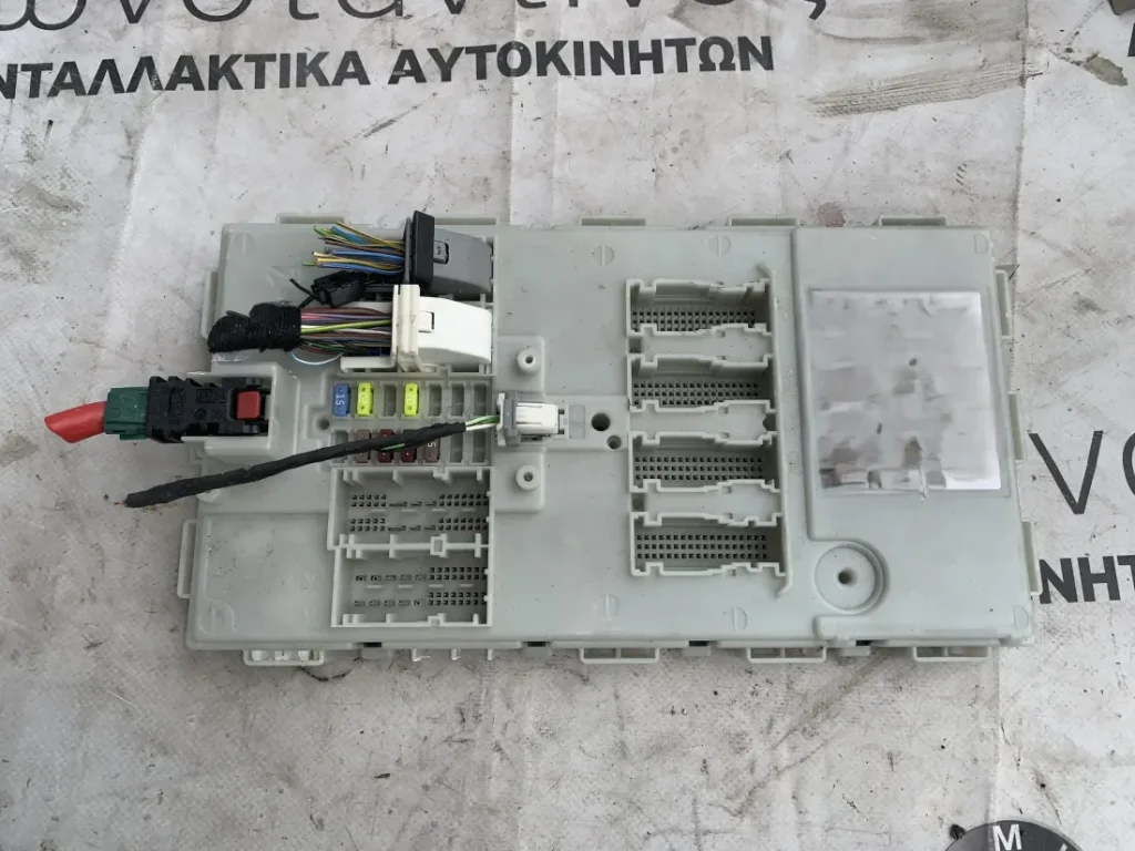 ΜΟΝΑΔΑ ΕΛΕΓΧΟΥ BDC BMW ΣΕΙΡΑ 7 F01 F02 F03 F04 HYBRID G11 G12 (ΚΩΔ. ΑΝΤΑΛ. 61356830820)