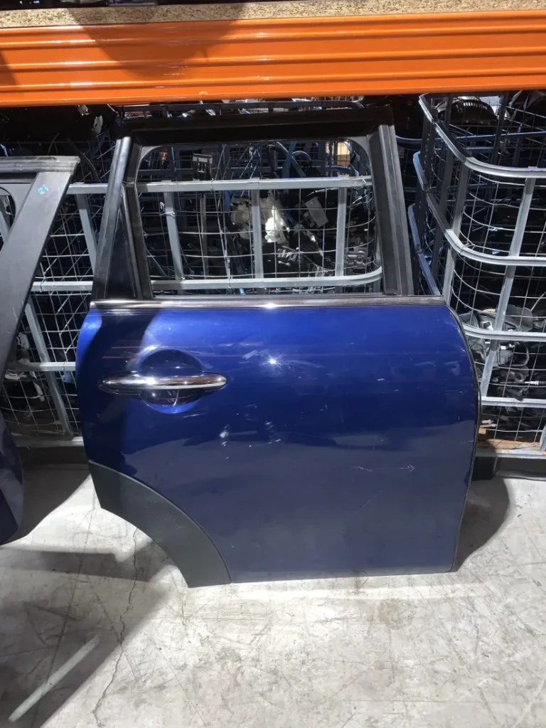 ΠΟΡΤΑ ΠΙΣΩ ΔΕΞΙΑ ΜΠΛΕ MINI F55