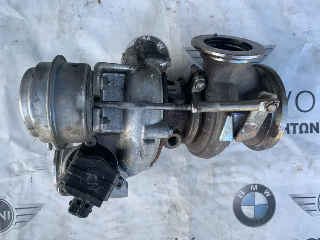 ΤΟΥΡΜΠΙΝΑ BMW ΣΕΙΡΑ 6 F06 F12 F13 (7576984)