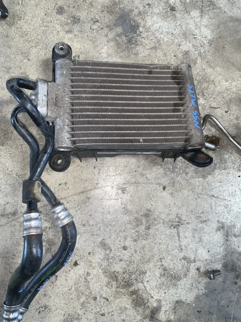 ΨΥΓΕΙΟ ΛΑΔΙΟΥ BMW ΣΕΙΡΑ 1, 2, 3, 4 (ΚΩΔ. ΑΝΤΑΛ. 17117600698)