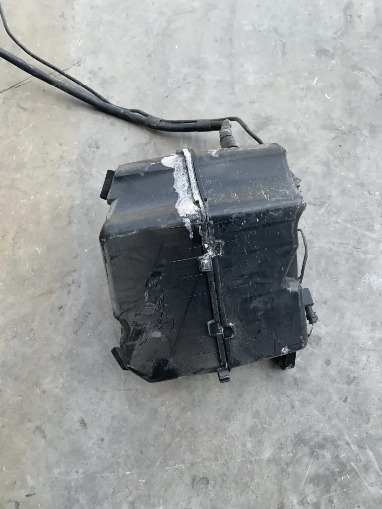 ΔΟΧΕΙΟ - ΔΕΞΑΜΕΝΗ ADBLUE BMW X3 G01 X4 G02 (ΚΩΔ. ΑΝΤΑΛ. 34101323)