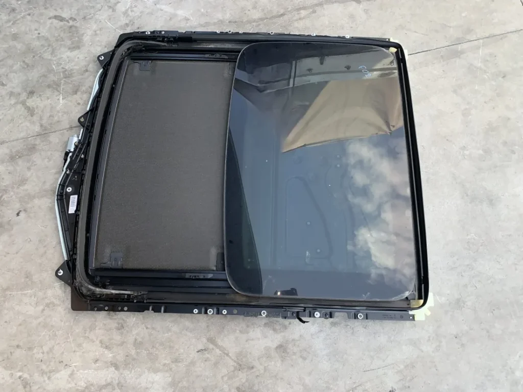 ΗΛΙΟΡΟΦΗ BMW ΣΕΙΡΑ 7 F01 F02 F03 F04 HYBRID (ΚΩΔ. ΑΝΤΑΛ. 7903816)