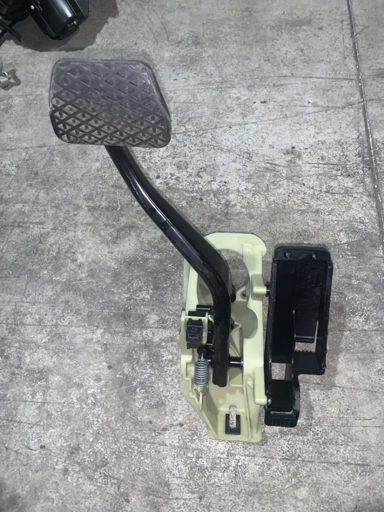 ΠΕΝΤΑΛ ΦΡΕΝΟΥ BMW ΣΕΙΡΑ 5, 7 F10 F11 F07 GT F01 F02 F03 F04 HYBRID (ΚΩΔ. ΑΝΤΑΛ. 9144253 - 35211160421)