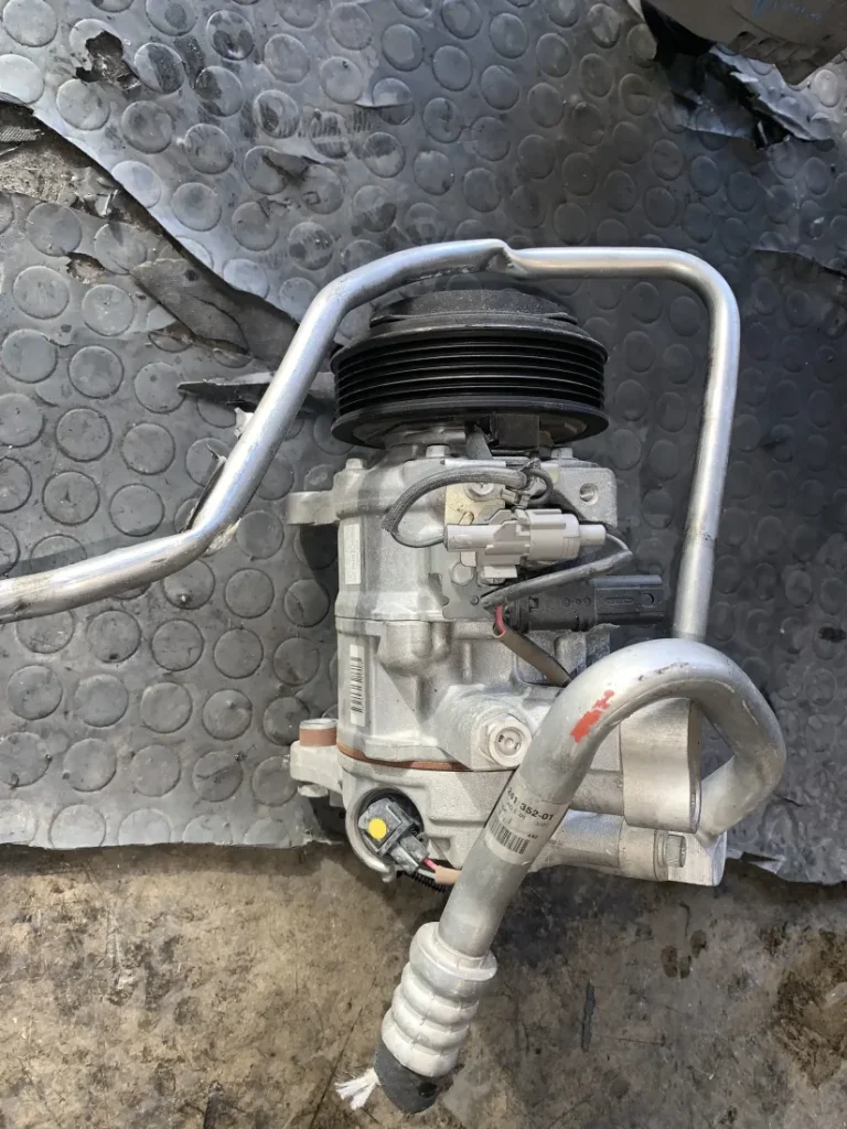 ΚΟΜΠΡΕΣΕΡ ΚΛΙΜΑΤΙΣΜΟΥ BMW ΣΕΙΡΑ 3, 5, 6 F30 F10 F11 F12 X1 E84 X3 F25 X4 F26 X5 F15 X6 F16 Z4 E89 (ΚΩΔ. ΑΝΤΑΛ. 6SBU14A)