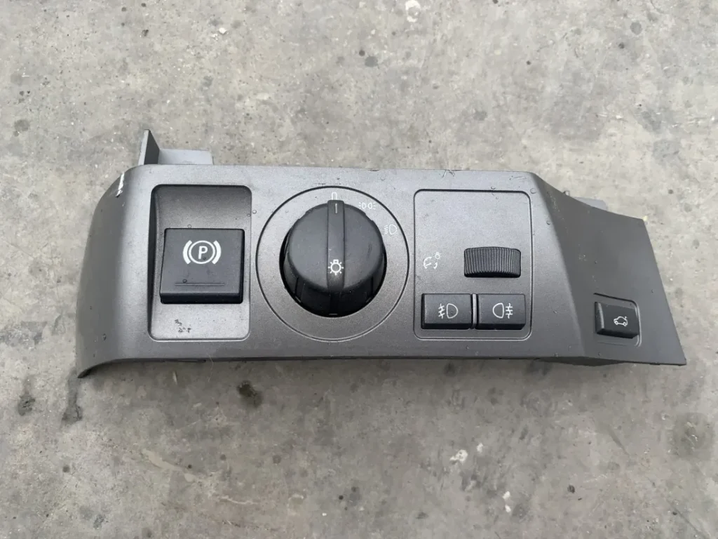 ΔΙΑΚΟΠΤΗΣ ΦΩΤΩΝ BMW ΣΕΙΡΑ 7 E65 E66