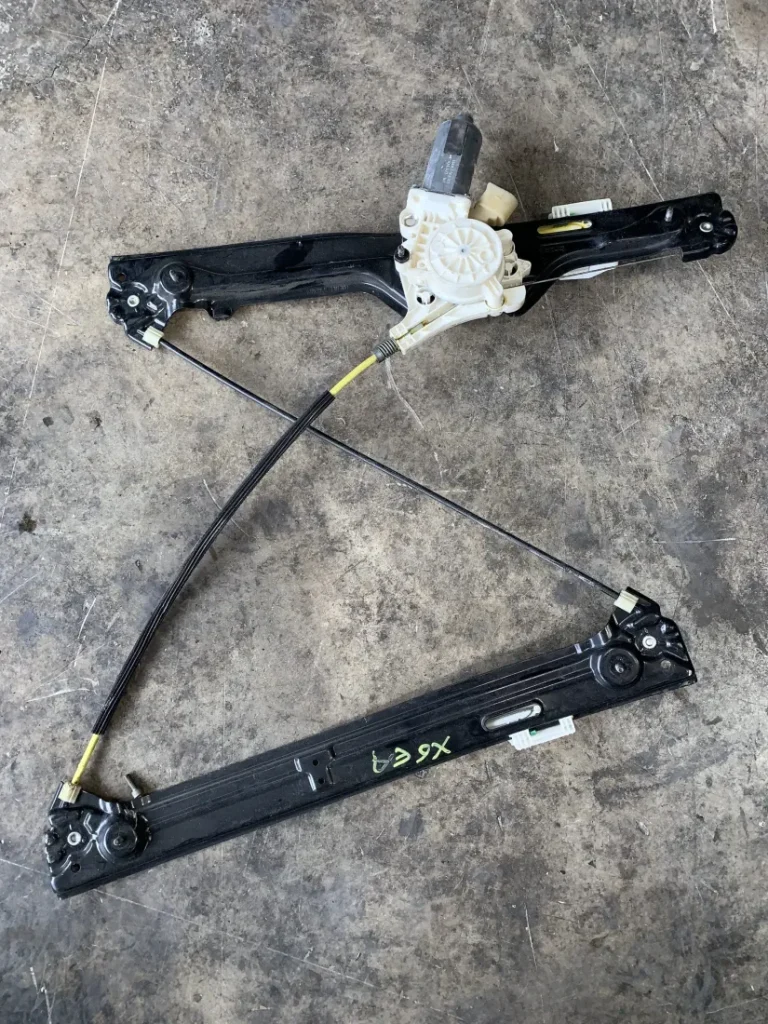 ΑΝΕΒΑΤΟΡΙ - ΓΡΥΛΟΣ ΠΑΡΑΘΥΡΟΥ ΕΜΠΡΟΣ ΑΡΙΣΤΕΡΟ BMW X5 E70 X6 E71 E72 HYBRID (ΚΩΔ. ΑΝΤΑΛ. 6967261)