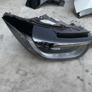 ΦΑΝΑΡΙ ΕΜΠΡΟΣ ΔΕΞΙ BMW i3 I01 (ΚΩΔ. ΑΝΤΑΛ. 63117467750)