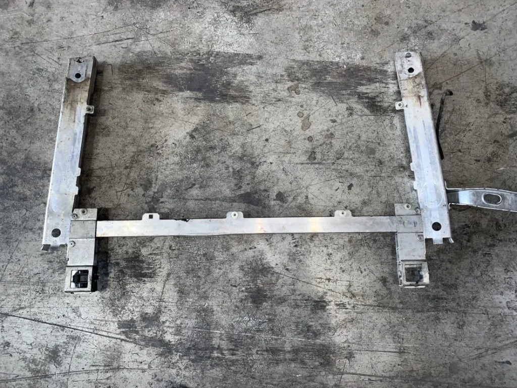 ΣΤΗΡΙΓΜΑ ΠΡΟΦΥΛΑΚΤΗΡΑ BMW ΣΕΙΡΑ 1, 2 F40 F45 A.T. F46 G.T. X1 F48 X2 F39 MINI F54 F55 F56 F57 F60 (ΚΩΔ. ΑΝΤΑΛ. 7301603)