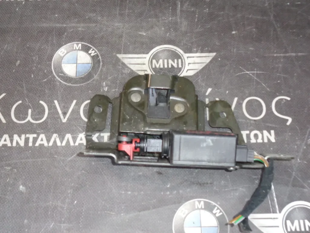 ΚΛΕΙΔΑΡΙΑ ΠΙΣΩ ΚΑΠΟ BMW E46 ΣΕΙΡΑ 3 - X3 E83 [CARAVAN - COMPACT ] - (ΚΩΔ. ΑΝΤΑΛ.: 7201561 )