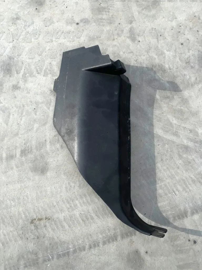 ΔΙΑΚΟΣΜΗΤΙΚΟ ΚΑΛΥΜΜΑ ΚΟΛΟΝΑΣ ΔΕΞΙΑ BMW X5 E53 (ΚΩΔ. ΑΝΤΑΛ. 51438250182)