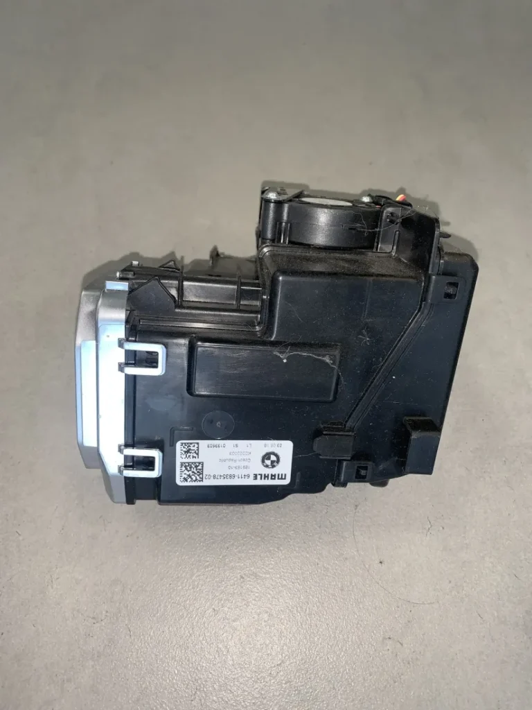 ΑΠΟΣΜΗΤΙΚΟ ΧΩΡΟΥ BMW ΣΕΙΡΑ 5, 6, 7 G30 G31 G32 GT G11 G12 X3 G01 X4 G02 X5 G05 M5 F90 (ΚΩΔ. ΑΝΤΑΛ. 64116835478)