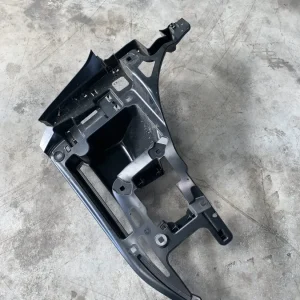 ΣΤΗΡΙΓΜΑ ΦΤΕΡΟΥ ΠΙΣΩ ΔΕΞΙΑ BMW i3 I01 + LCI (ΚΩΔ. ΑΝΤΑΛ. 51137296754)