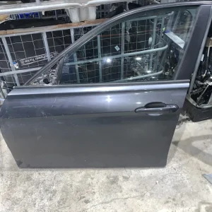 ΕΜΠΡΟΣ ΑΡΙΣΤΕΡΗ ΠΟΡΤΑ BMW F30