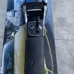 ΚΕΝΤΡΙΚΗ ΚΟΝΣΟΛΑ BMW ΣΕΙΡΑ 2, 3, 4 M2 G87 G20 G21 G28 M3 G80 G81 G22 G23 G26 GC M4 G82 G83 i3L G28 i4 G26 GC