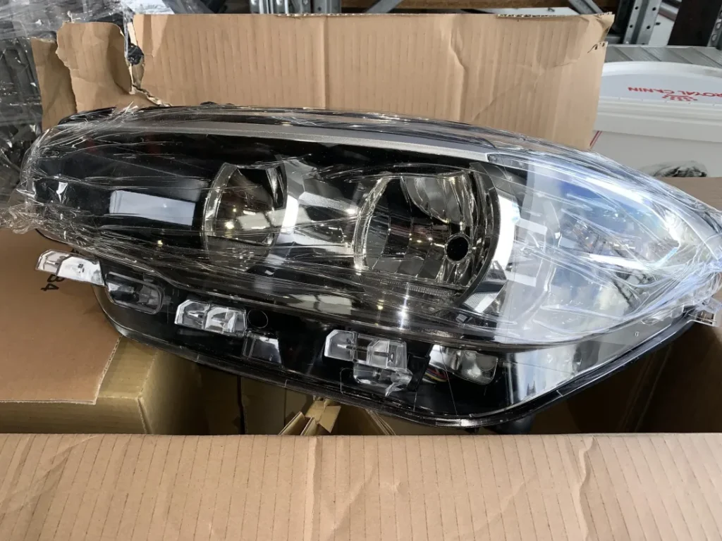 ΦΑΝΑΡΙ ΕΜΠΡΟΣ BMW ΣΕΙΡΑ 1 F20 FACELIFT