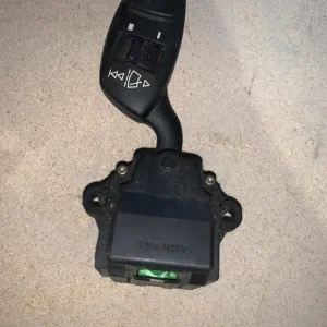 ΔΙΑΚΟΠΤΗΣ ΥΑΛΟΚΑΘΑΡΙΣΤΗΡΩΝ BMW ΣΕΙΡΑ 5 Ε60 Ε61 (6924107)