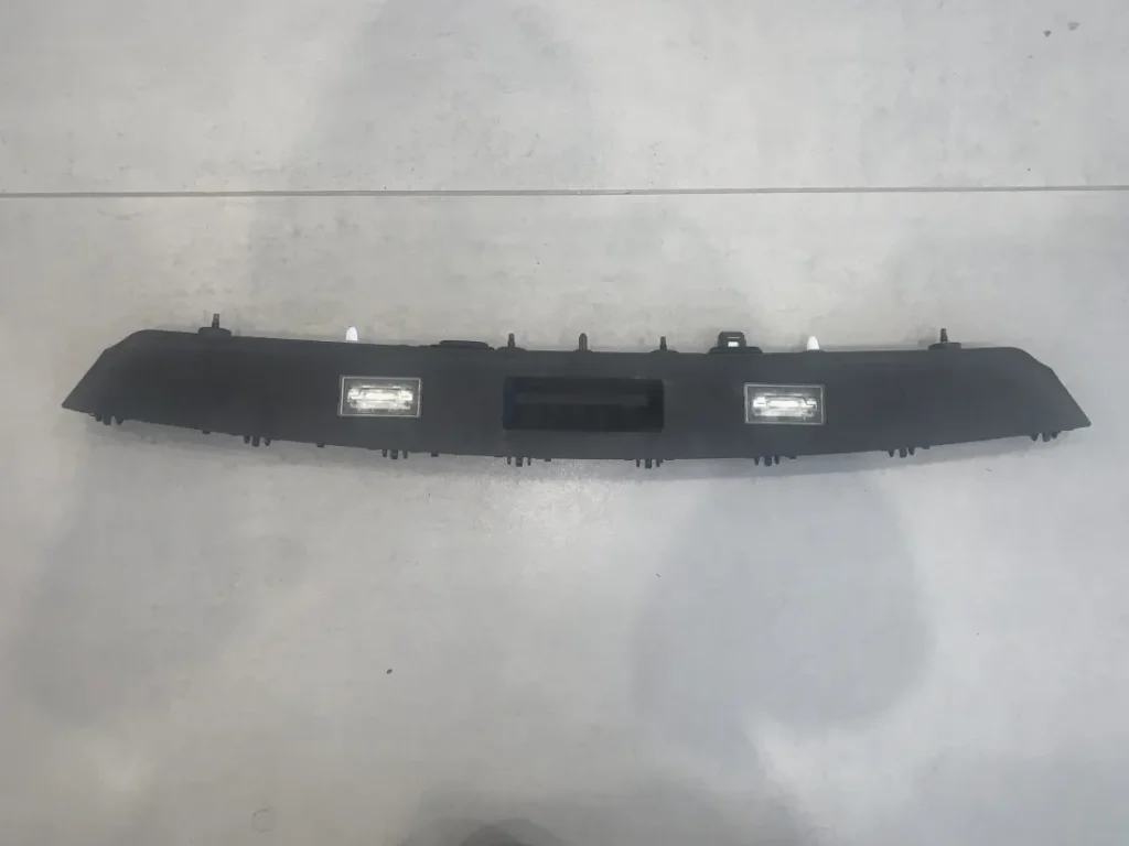 ΧΟΥΦΤΑ ΠΟΡΤ ΜΠΑΓΚΑΖ BMW ΣΕΙΡΑ 7 G11 G12 (ΚΩΔ. ΑΝΤΑΛ. 7357104)