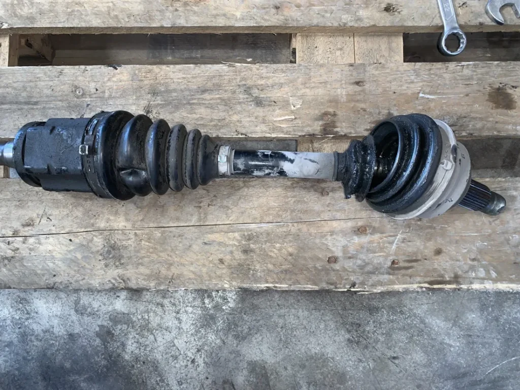 ΗΜΙΑΞΟΝΙΟ ΕΜΠΡΟΣ ΔΕΞΙ BMW X5 E53 (ΚΩΔ. ΑΝΤΑΛ. 7505004)