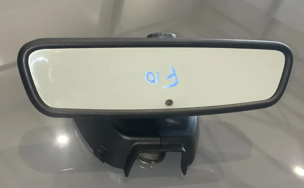 ΕΣΩΤΕΡΙΚΟΣ ΚΑΘΡΕΠΤΗΣ BMW ΣΕΙΡΑ 5 F10 F11 (ΚΩΔ. ΑΝΤΑΛ. 9267198)
