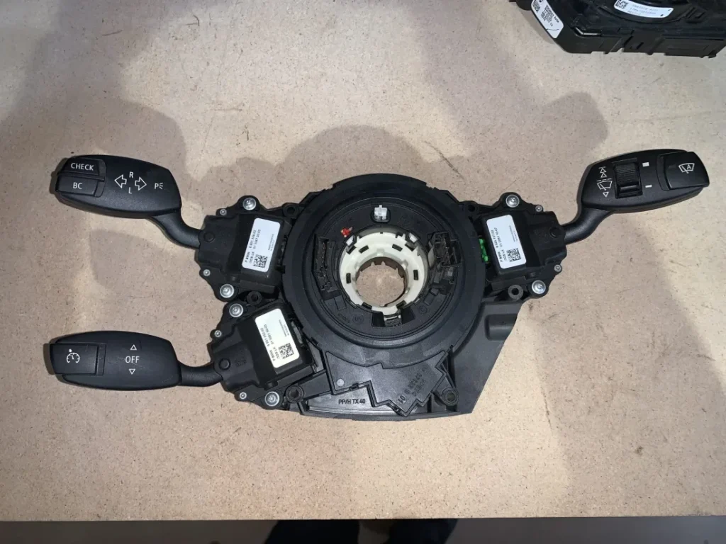 ΦΛΑΣΙΕΡΑ ΤΙΜΟΝΙΟΥ BMW ΣΕΙΡΑ 5 E60 E61 (9115156)