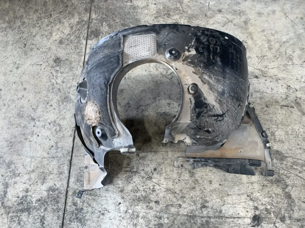 ΠΛΑΣΤΙΚΟΣ ΘΟΛΟΣ ΤΡΟΧΟΥ ΕΜΠΡΟΣ ΑΡΙΣΤΕΡΑ BMW X2 F39 (ΚΩΔ. ΑΝΤΑΛ. 51717427917-51717427919-51717427921-51719878995)