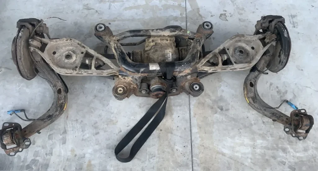 ΓΕΦΥΡΑ ΠΙΣΩ BMW X3 E83 FACELIFT