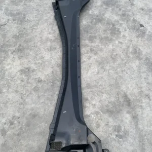 ΚΑΛΥΜΜΑ ΕΠΑΝΩ ΤΜΗΜΑΤΟΣ ΠΛΑΙΣΙΟΥ ΠΑΡΜΠΡΙΖ ΤΜΗΜΑ 2 BMW X2 U10 (ΚΩΔ. ΑΝΤΑΛ. 51719624118)