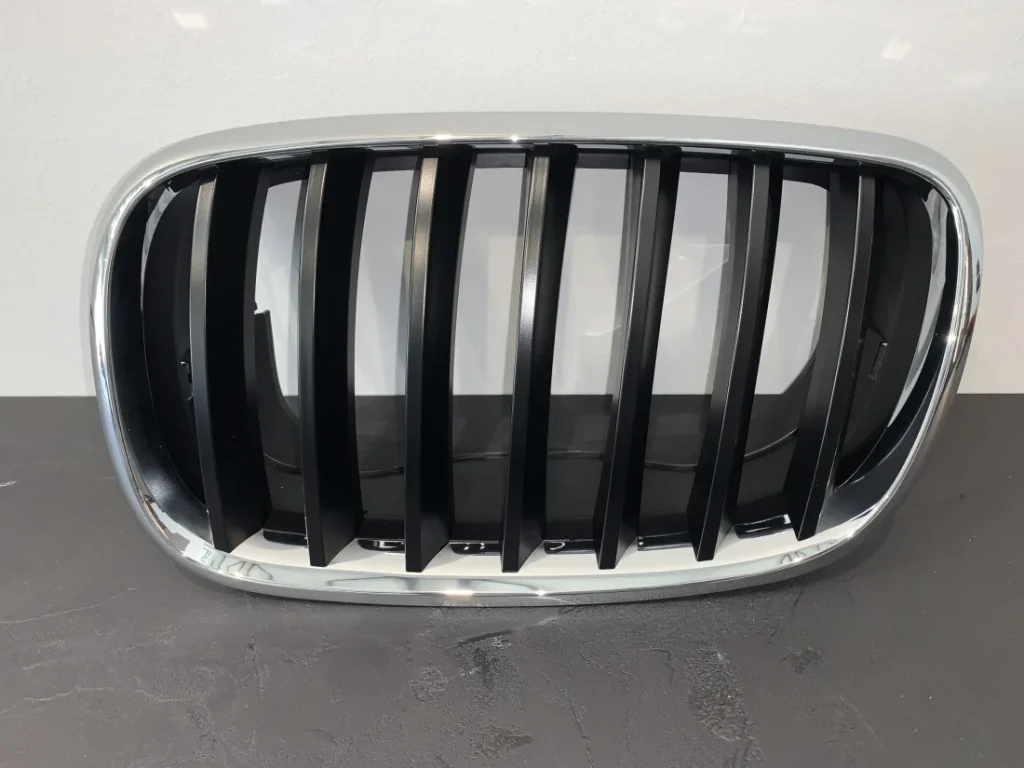 ΕΜΠΡΟΣ ΑΡΙΣΤΕΡΗ ΓΡΙΛΙΑ - ΚΑΡΔΙΑ ΜΑΣΚΑΣ BMW X5 E70 X6 (51137171395)
