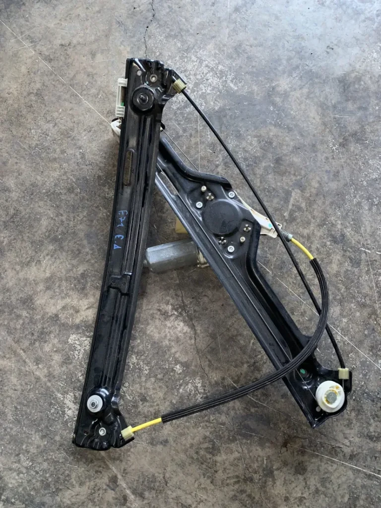 ΑΝΕΒΑΤΟΡΙ - ΓΡΥΛΟΣ ΠΑΡΑΘΥΡΟΥ ΕΜΠΡΟΣ ΔΕΞΙ BMW X6 E71 E72 HYBRID (ΚΩΔ. ΑΝΤΑΛ. 7179606 - 7197302)