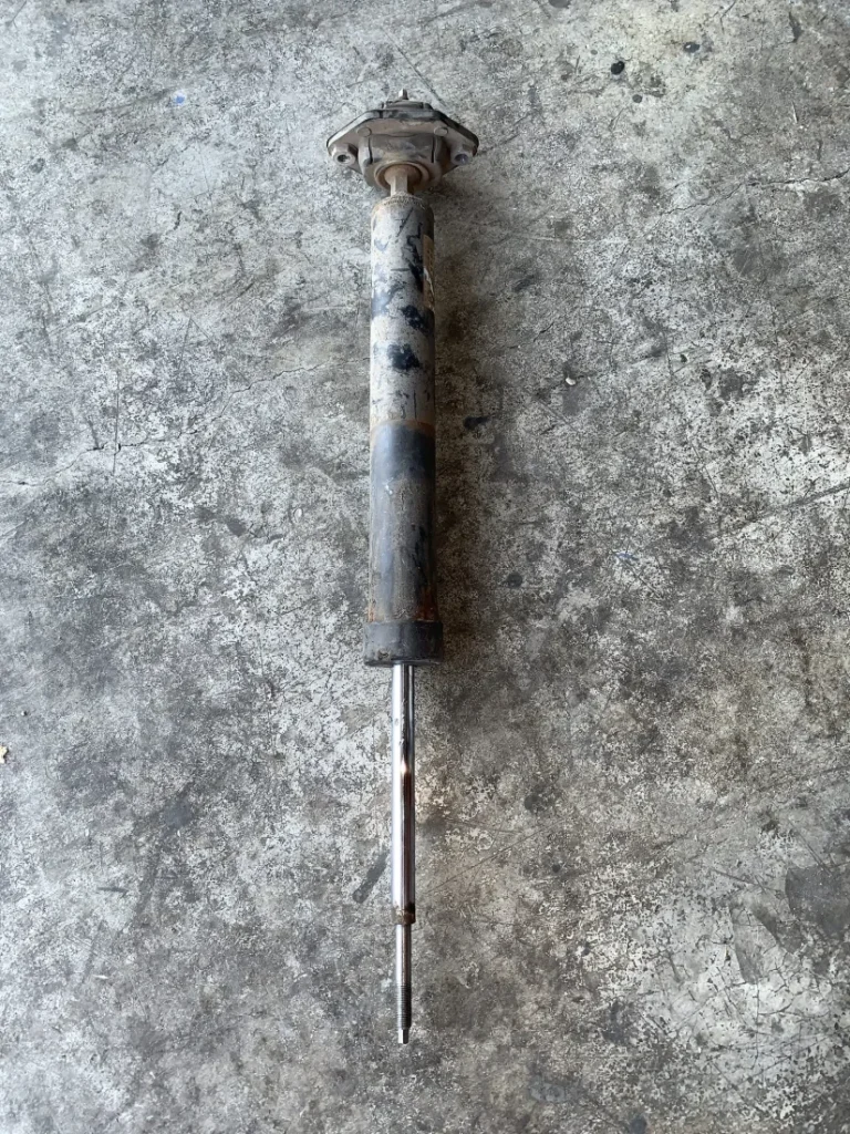 ΑΜΟΡΤΙΣΕΡ ΠΙΣΩ BMW ΣΕΙΡΑ 1 Ε81 Ε87 (ΚΩΔ. ΑΝΤΑΛ. 33526771555)